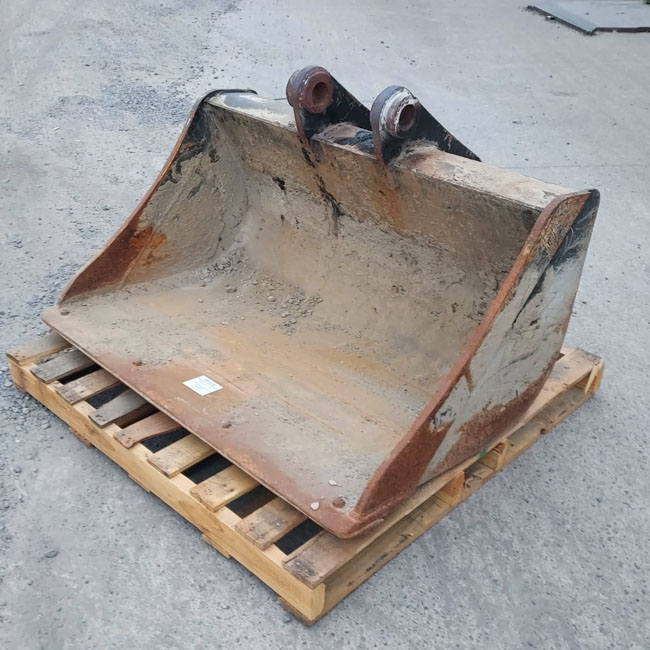 Used BUCKET GRP 5563599 4